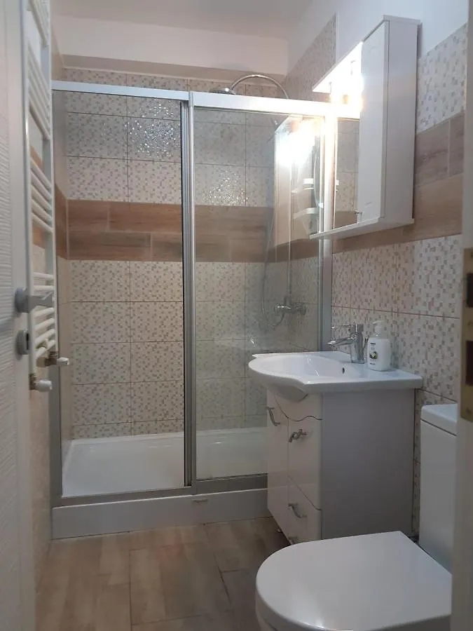 Aparthomes Fundeni Bucareste 0*,